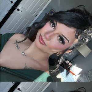 Meet your Posher, Annika